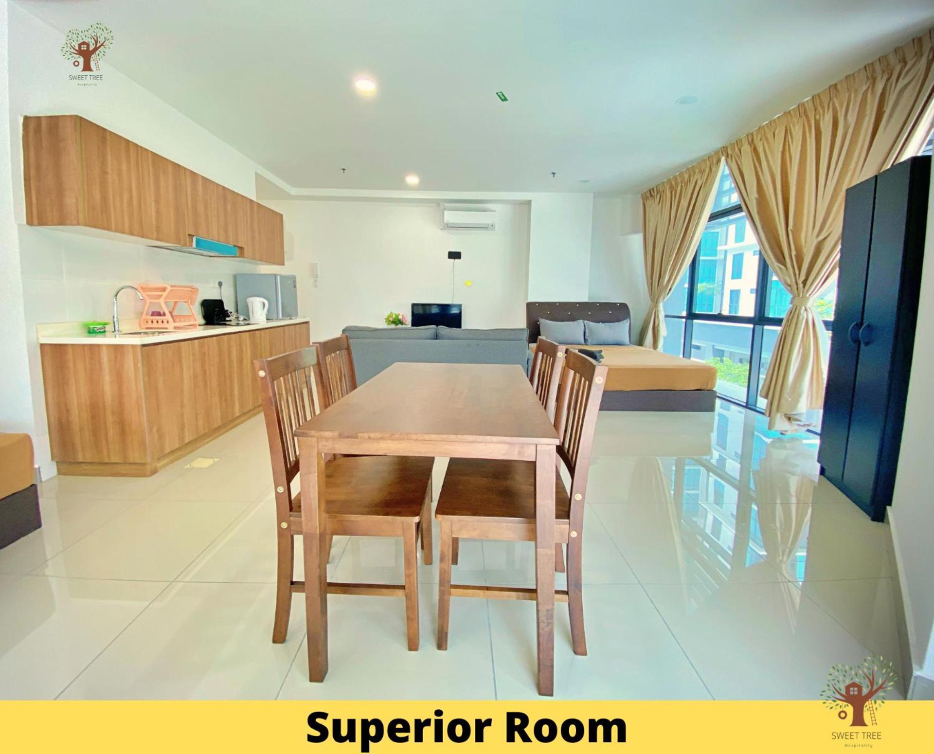 Sweet Tree Homestay بيتالينغ جايا الغرفة الصورة